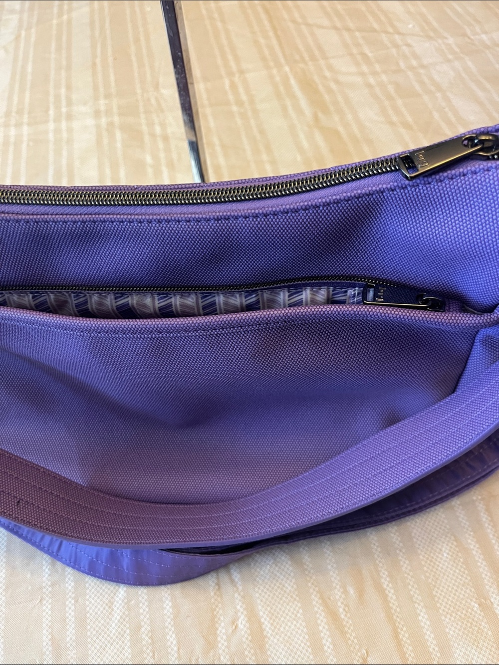 lug Lavender Quilted Shoulder Bag - Picture 3 of 10